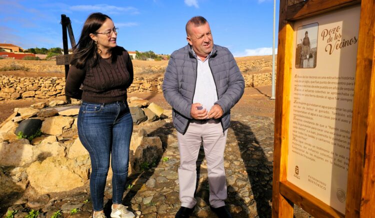 Patrimonio Histórico de Antigua señaliza el Pozo de los Vecinos en Triquivijate