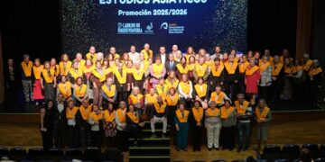 Un centenar de personas culminan con éxito el programa Diploma de Estudios Asiáticos