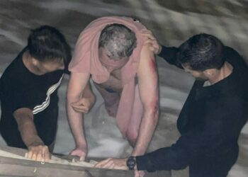 El Ayuntamiento reconoce la actuación de Fernando Acosta y Danilo Ferrera al evitar un ahogamiento en Morro Jable