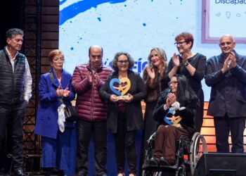 Adivia y Valentina Morán son distinguidos en la Gala +Capaces Canarias: discapacidad y talento