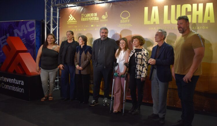 Fuerteventura acogió con emoción el primer pase público de la película ‘La Lucha’