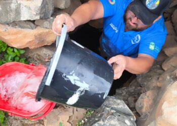 Los cazadores de Antigua limpian la fuente natural y el estanque de Tacha Blanca