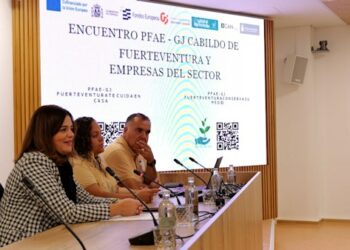 Los PFAE-GJ ‘Fuerteventura te cuida en casa’ y ‘Fuerteventura conserva su medio’ viven un encuentro con el tejido empresarial de Fuerteventura