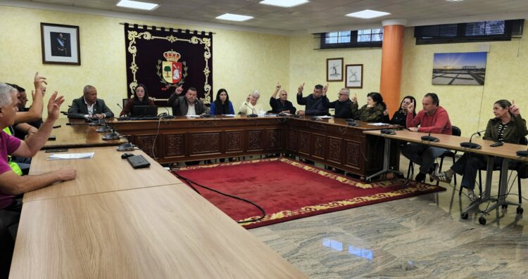 Antigua aprueba la licitación por más de 11 millones de euros del nuevo servicio de limpieza, recogida y transporte de residuos en el Municipio