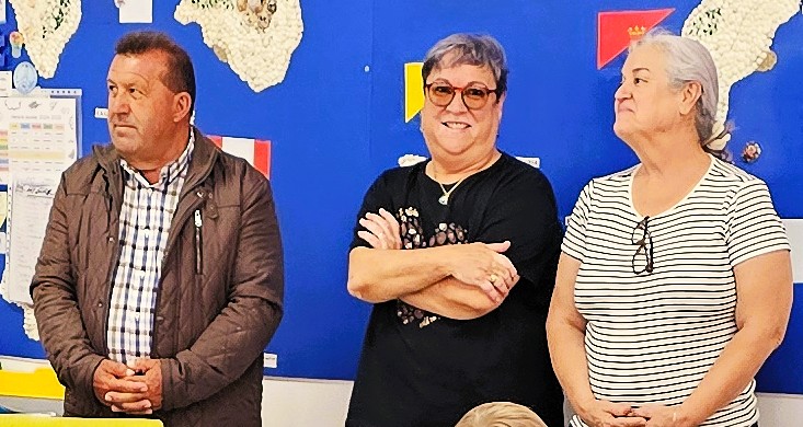 La solidaria luz verde contra el cáncer ilumina este miércoles el Ayuntamiento de Antigua