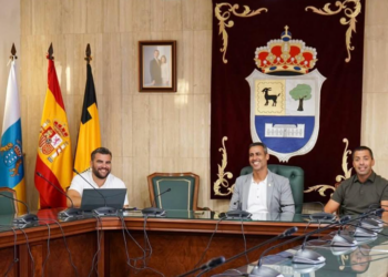 El Ayuntamiento de La Oliva aprueba el nuevo contrato de limpieza viaria y recogida de residuos