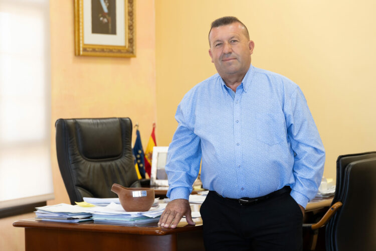 Antigua aprueba el Presupuesto más alto de su historia 21.755.000 euros sin subir impuestos