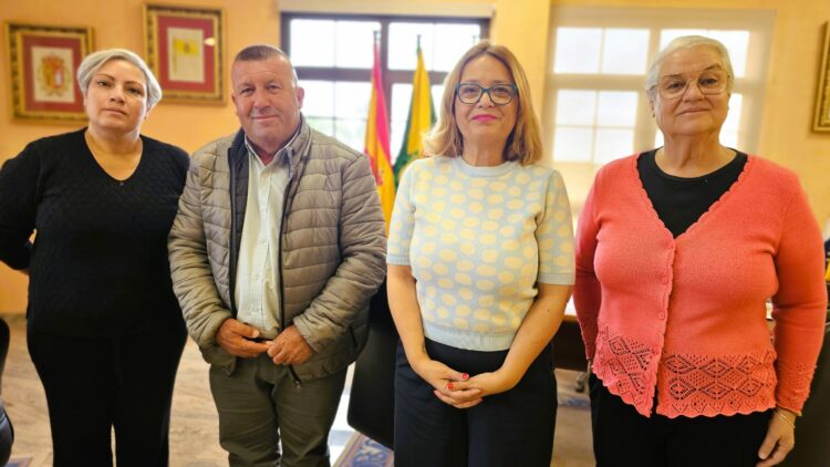 Antigua respalda en el municipio los servicios de la Asociación de Familias Canarias