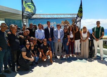 La explanada municipal de Morro Jable acoge la celebración del 12+1 Aniversario de Moteros de Fuerteventura