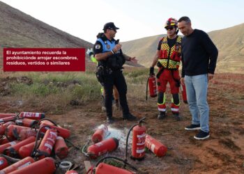 ACTUACIÓN DE LOS SERVICIOS MUNICIPALES ANTE DEPÓSITO DE EXTINTORES USADOS Y RESIDUOS EN EL PARAJE NATURAL DE LA MONTAÑA DE SAN ANDRÉS EN TETIR