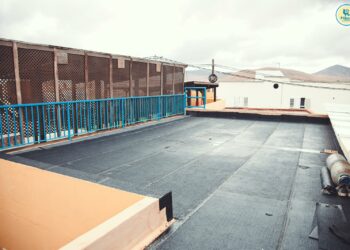 Pájara ejecuta reparaciones en el CEIP Pájara tras detectarse filtraciones en las cubiertas