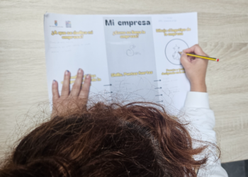La Oliva continúa impulsando el espíritu emprendedor entre los jóvenes con el taller “Sé creativo y emprende”