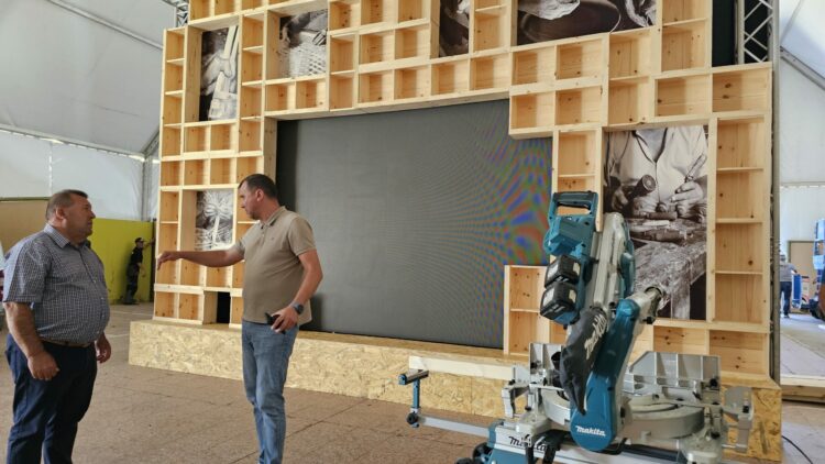 Montajes, licitaciones y eventos asciende a 300.000 euros el coste de la XXXVII Feria Insular de Artesanía