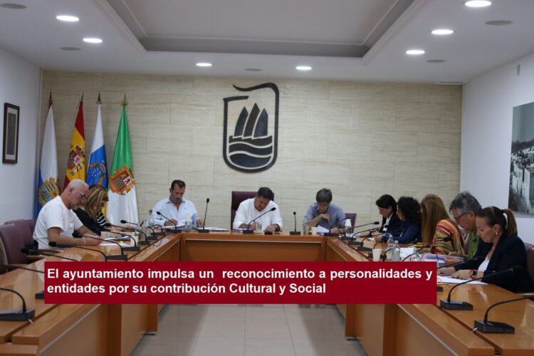 El ayuntamiento impulsa un amplio reconocimiento a personalidades y entidades por su contribución Cultural y Social
