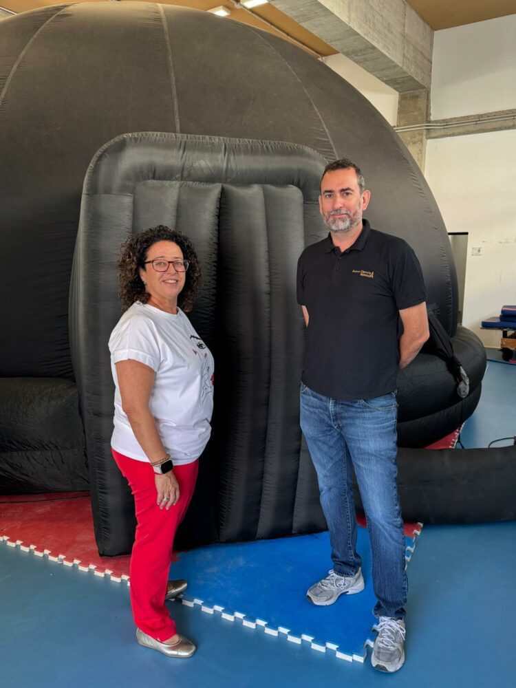 El alumnado de Pájara visita el Planetario a través del proyecto ‘Fabricando científicos’