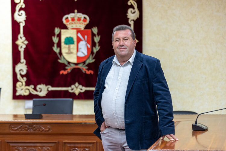 El alcalde de Antigua se despide con un GRACIAS