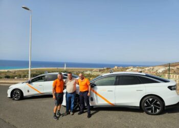 Pájara impulsa la modernización del transporte a través de una nueva ordenanza del taxi