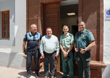 Nueva reunión de coordinación de actuaciones de la Guardia Civil con la Policía Local de Antigua