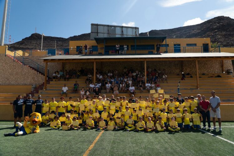 100 niños y niñas del municipio participan en el XI Campus UD Las Palmas