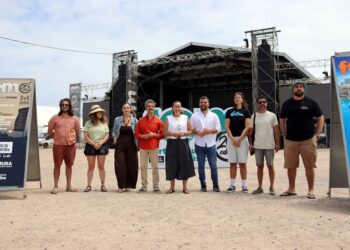 El FEM celebra este fin de semana veinte años de música, cultura y encuentro en El Cotillo