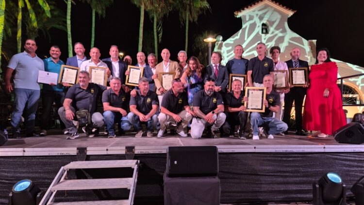 Pájara homenajea a sus personalidades y colectivos más destacados