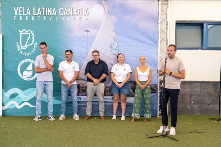 Arranca la Liga Cabildo de Fuerteventura de Barquillos de Vela Latina con la participación de 13 embarcaciones