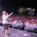 Más de 10.000 personas disfrutan de la Beach Party en la playa de Caleta de Fuste