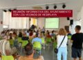 Reunión informativa del ayuntamiento con los vecinos de Resiplaya